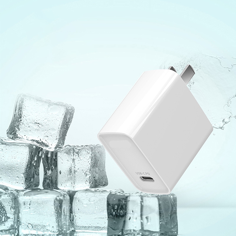 20W USB C Power Adapter Fast Charger Quick Charge Wall Mobile Phone Charger for iPhone Charging Adapter